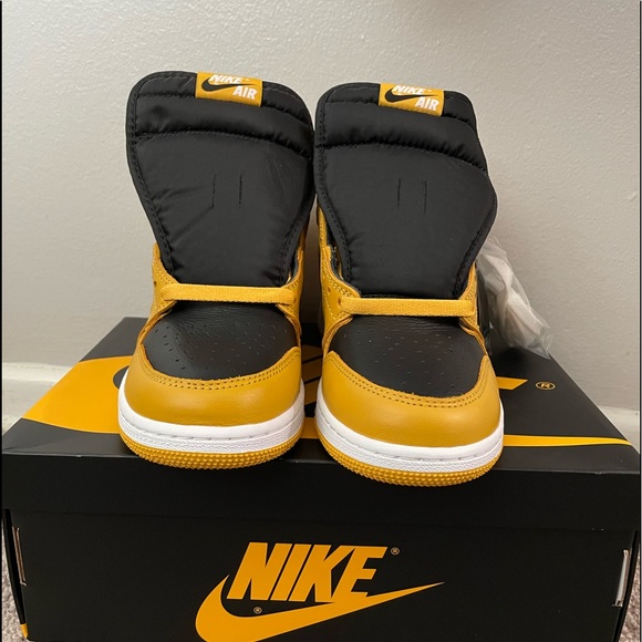JORDAN 1 RETRO HIGH “POLLEN” GS - Picture 2 of 8